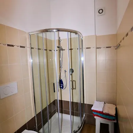 Lidiya Affittacamere 4*