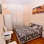 Lidiya Casa de hóspedes 4*